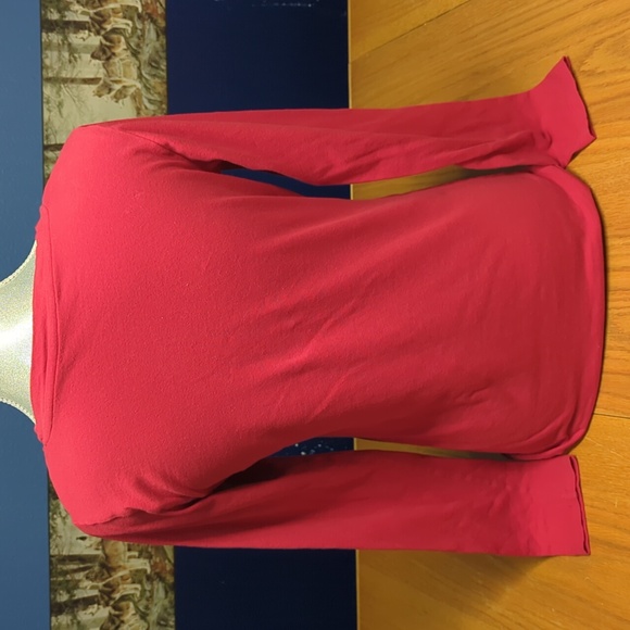 Set of Long Sleeve Tshirts - Picture 5 of 14